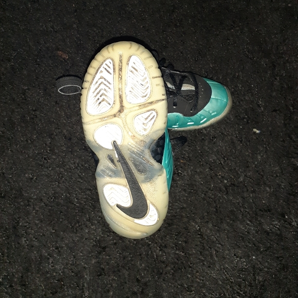 Foams - Picture 3 of 3